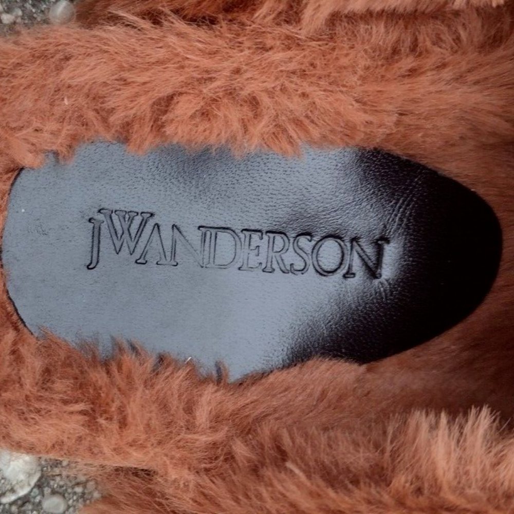 JW Anderson Leather Loafer Shearling Lined Gold Chain Brown Italy NWOT - Picture 3 of 12